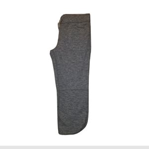 Lululemon Athletica cropped yoga pants